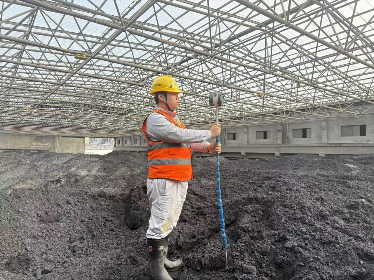 785元与15元的较量:看燃料采样班如何打响降本增效“突围战”